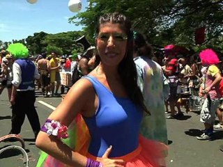 Raw: Carnival orchestra parties in Rio