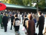 Moment de grâce absolue : un mariage au temple Meiji-Jingu du parc Yoyogi