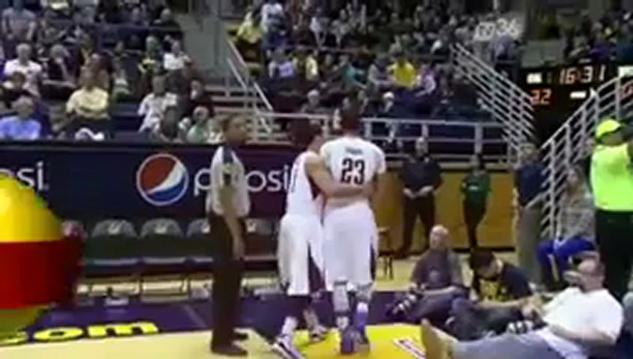Cal Head Coach Caught Shoving Player
