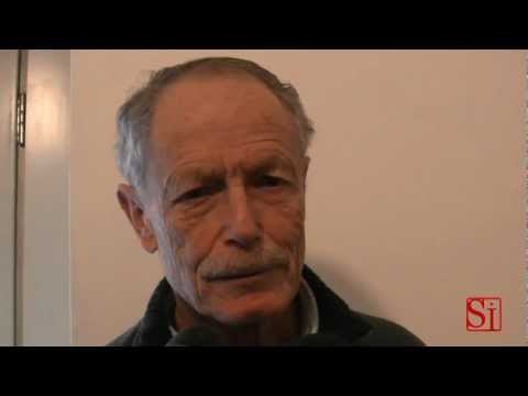 Napoli - Erri De Luca ospite del premio Napoli Città di Pace (18.02.13)