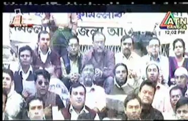 Pickets vandalise 15 vehicles in Comilla