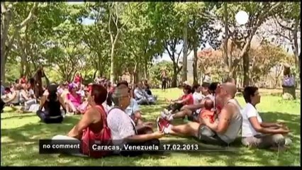 "Laughter yoga" therapy in Venezuela - no comment