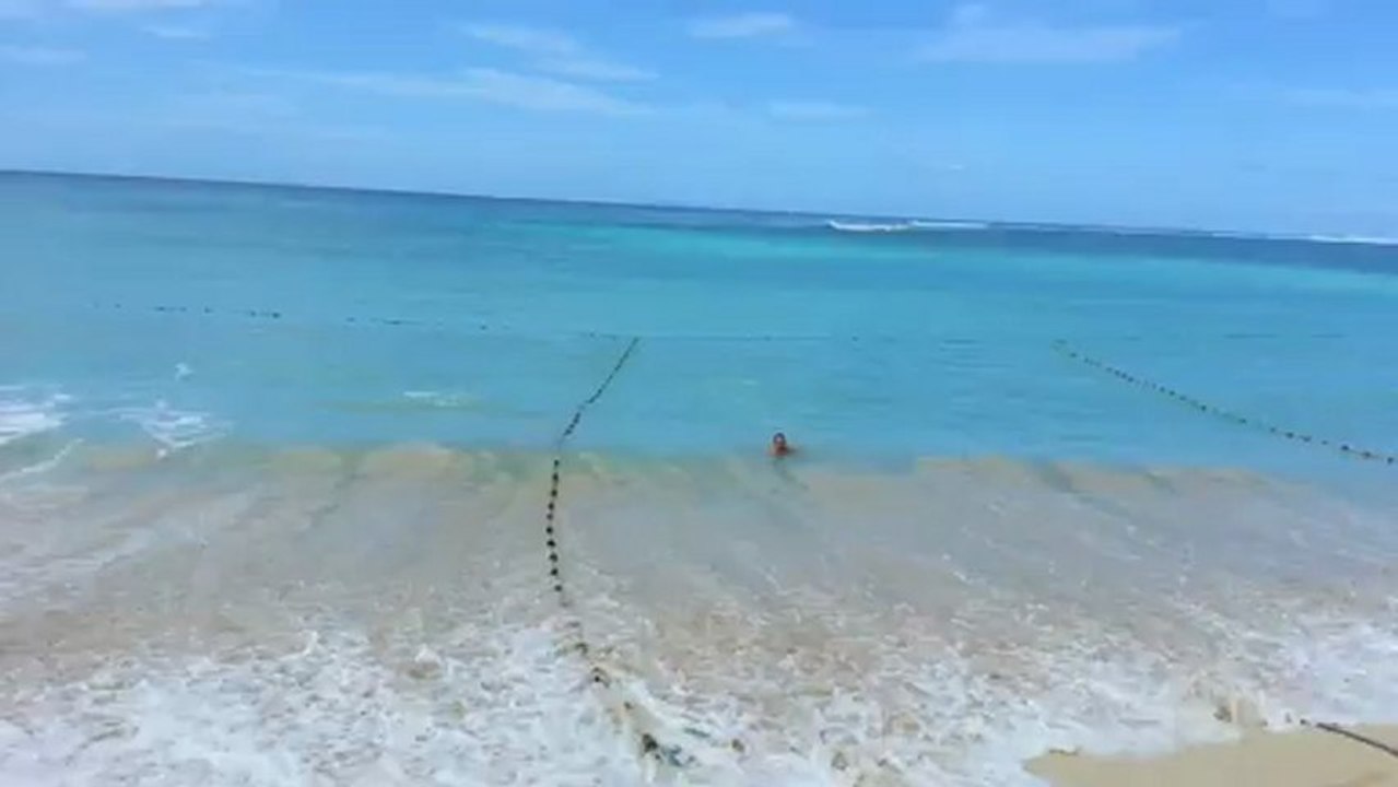 plage de la grande anse en guadeloupe