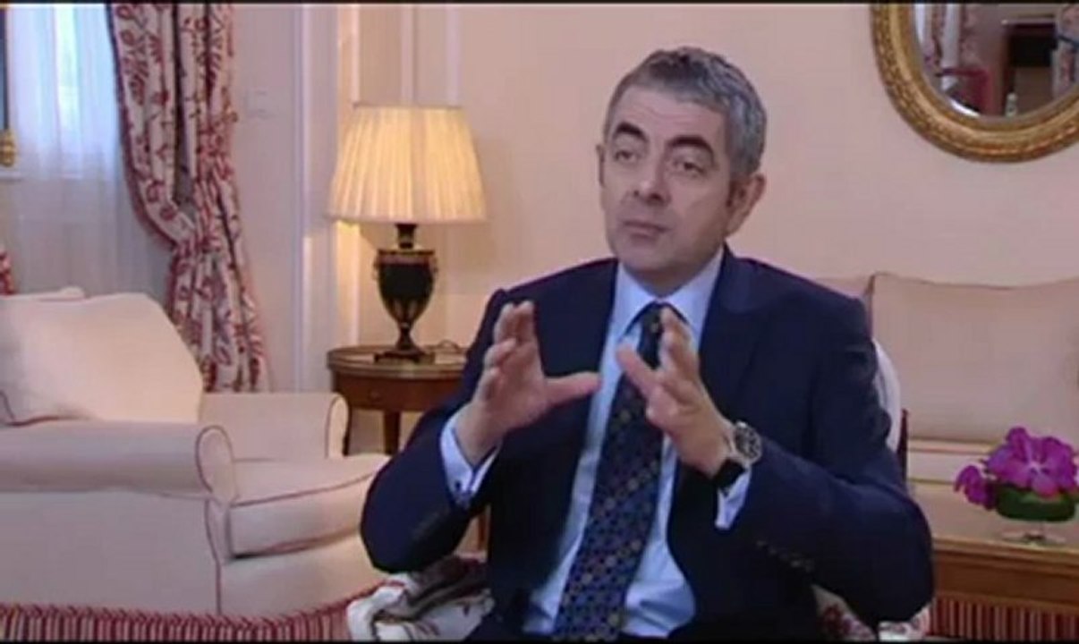 Gilles Botineau (TF1) interviews Rowan Atkinson