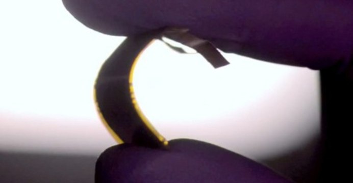 UCLA Scientists Develop Graphene Supercapacitor