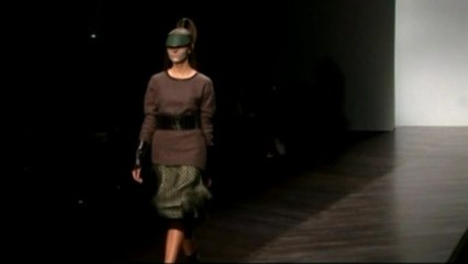 Gothic style at Haizhen Wang's London fashion show