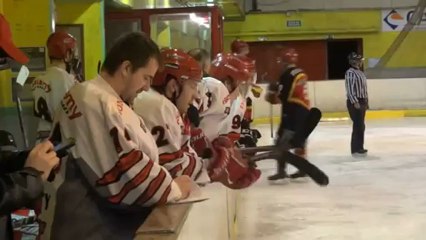 Comètes de Meudon vs Dogs de Cholet  Février 2013