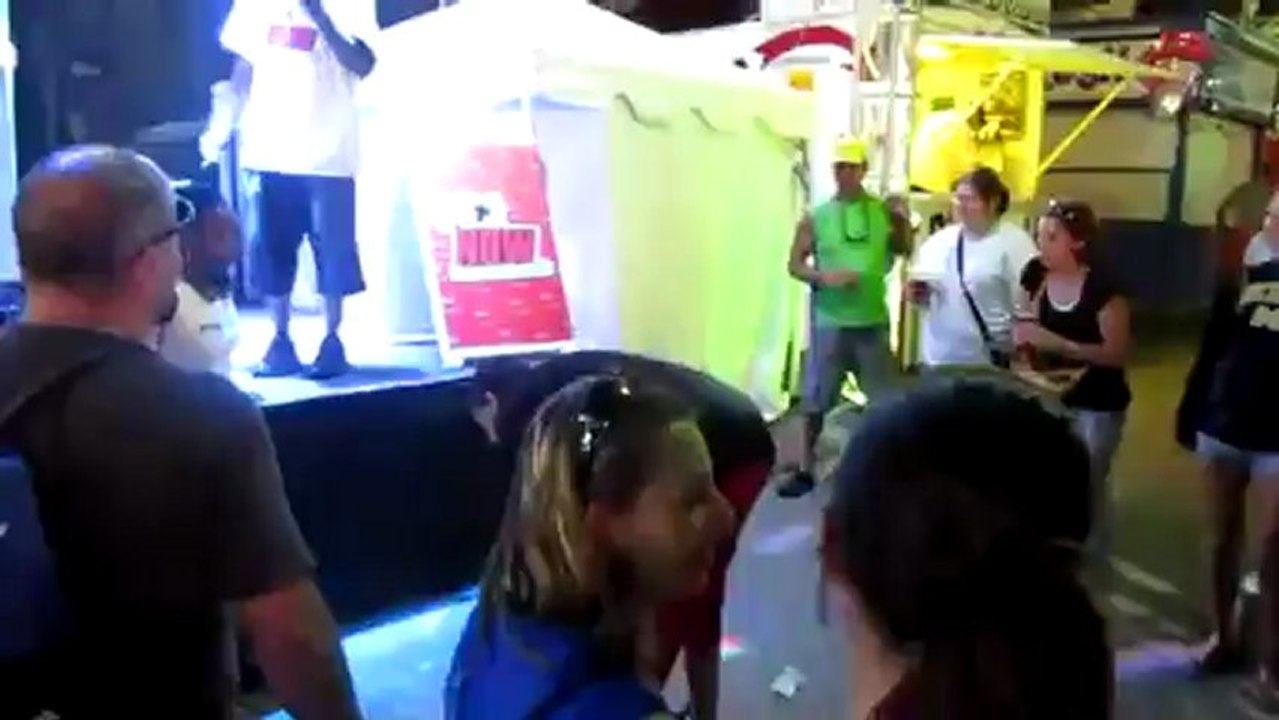 Ivre, il danse sur Beyonce