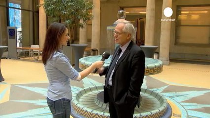 Zona euro in recessione nel 2013. Bruxelles rivede le stime