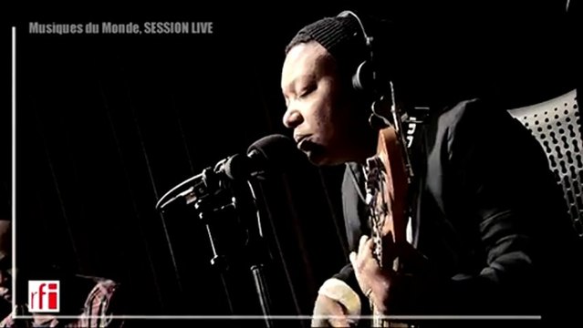 Meshell Ndegeocello please don't let me be misunderstood - Musique du monde