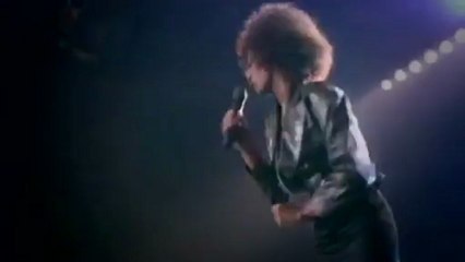 Whitney Houston - I Wanna Dance With Somebody (acoustic version)
