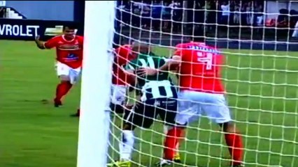 Coritiba, dribbling alla Di Canio e gran gol di Patric