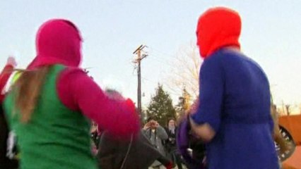 Protesters call for Pussy Riot release