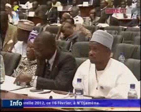 Saleh kebzabo : Le président Deby est notre père et au-dessus de tous les Tchadiens . sur TOL
