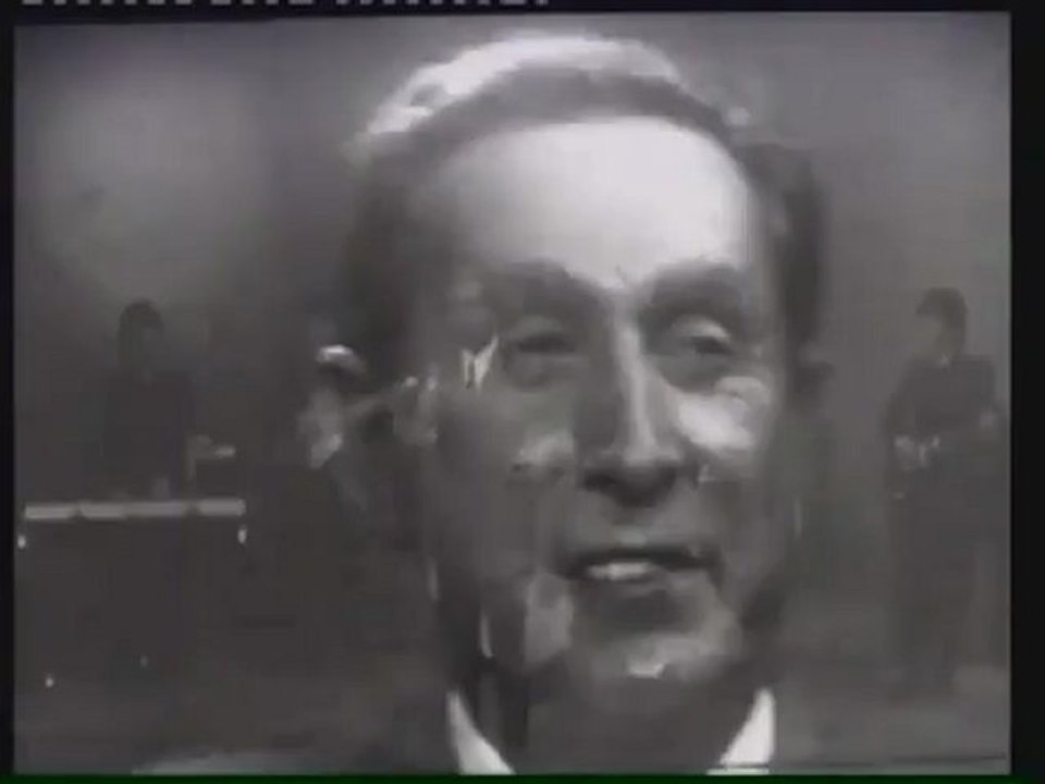 Charles Trenet - Le soleil a rendez-vous avec la lune