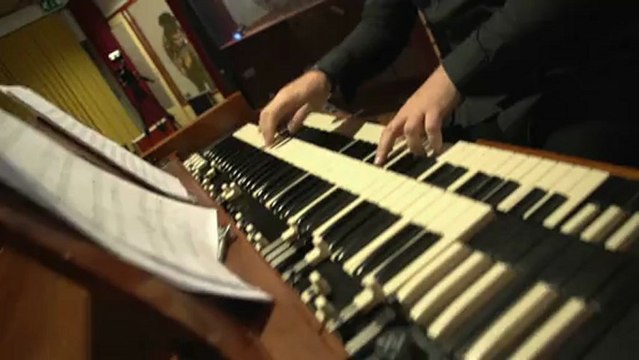 Rob Mostert Hammond Group: Finger Lickin' Good (Original Video)