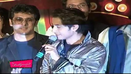 David Dhawan remakes 'Chashme Buddoor'