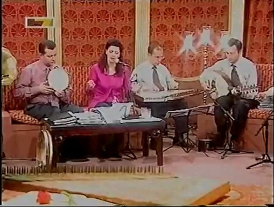 Eda Karaytuğ _ Bir tatlı tebessümün bin vuslata bedeldir