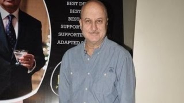 Anupam Kher Promotes His Hollywood Film 'Silver Linings Playbook' !