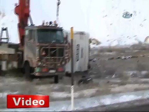 Sivas'ta korkunç kaza! - İhlas Haber Ajansı (İHA)