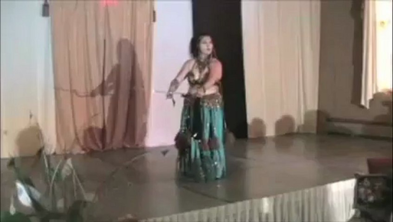 bellydance Double Sword - Nisaa 2008