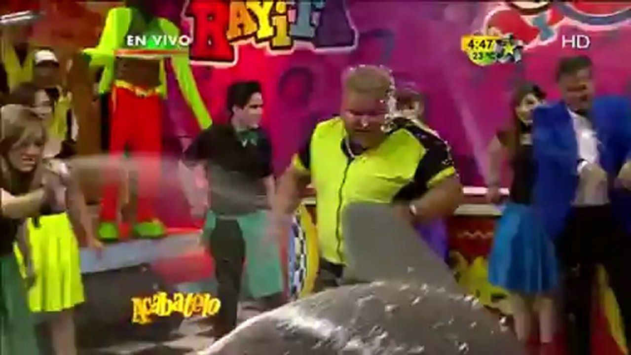 El Delfín vs Marlon