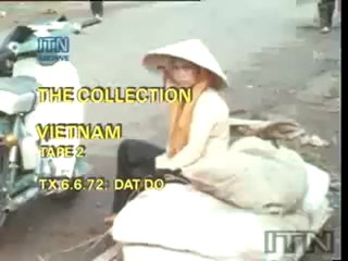 Napalm 9 year Girl Phan   Kim Phúc   9 வயது சிறுமி kim phuc  இன் புகைப்படமும் காணொளியுமே  உலக ஊடகங்களையும் உலகத்தையும் திரும்பிப்பார்க்க வைத்தது.