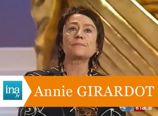 Annie Girardot en larmes aux César 1996 - Archive vidéo INA