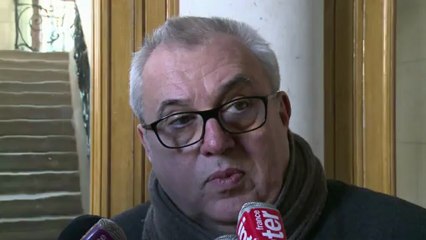 Cheval: peut-être d'autres filières en plus de Spanghero, selon Hamon