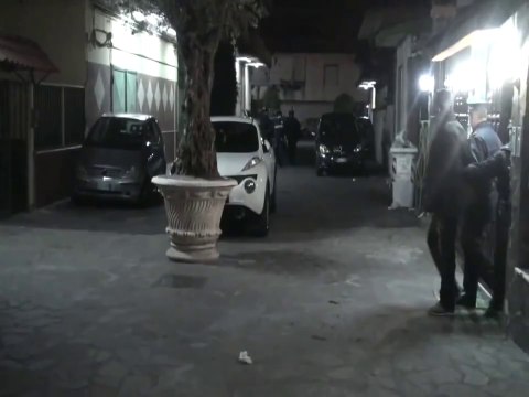 Torre del Greco (NA) - Arresti clan Aprea-Cuccaro-Alberto 5 (21.02.13)