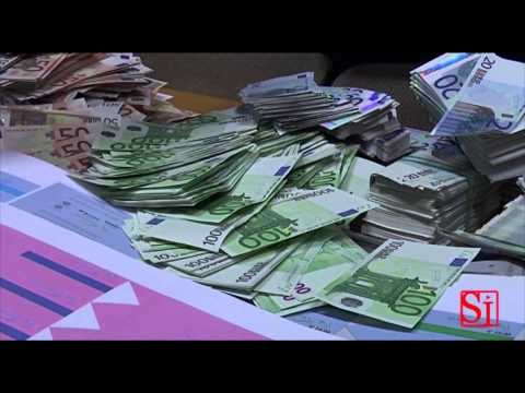 Napoli - Scoperta tipografia per falsi, due arresti (21.02.13)