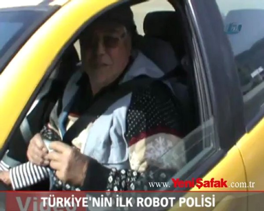 Türkiye'nin ilk robot polisi