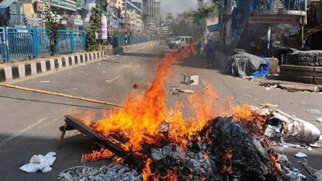 Bangladesh divided over war crimes convictions