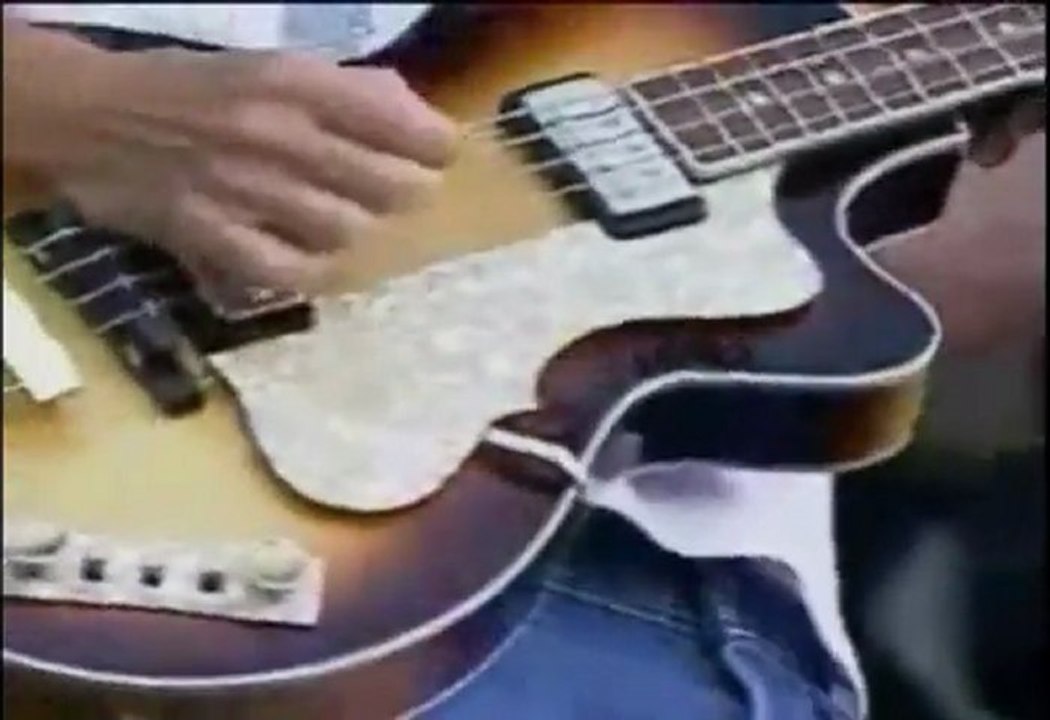2004 - Everybody Loves a Happy Ending (KROQ: Inland Invasion)