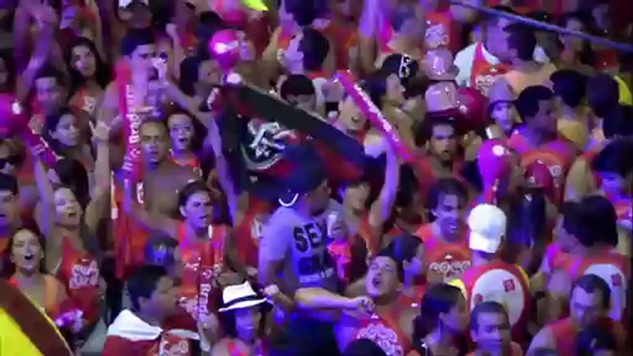 Asa de Águia Gladiador  Carnaval 2013