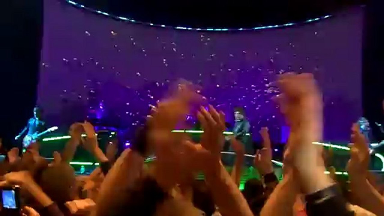 INDOCHINE - Belfast - Axone fév 2013