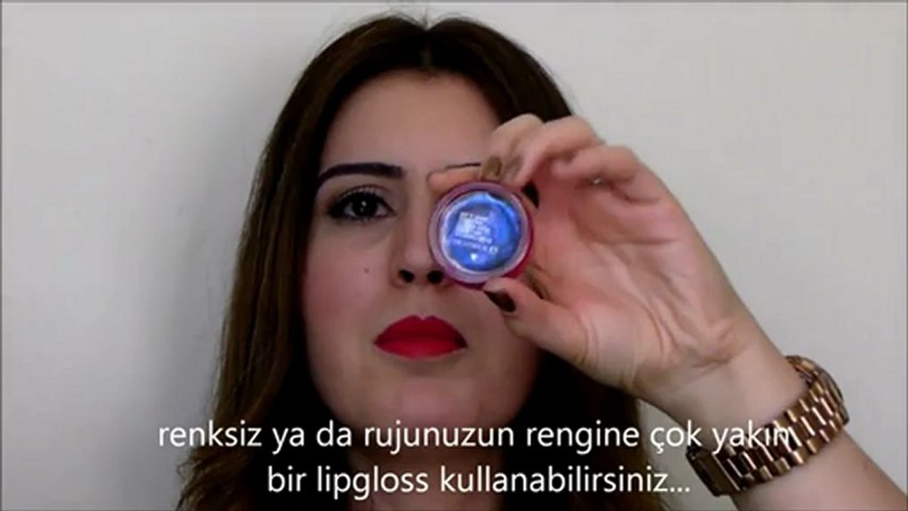 Kırmızı Ruj Makyajı - 3 Farklı Görünüş