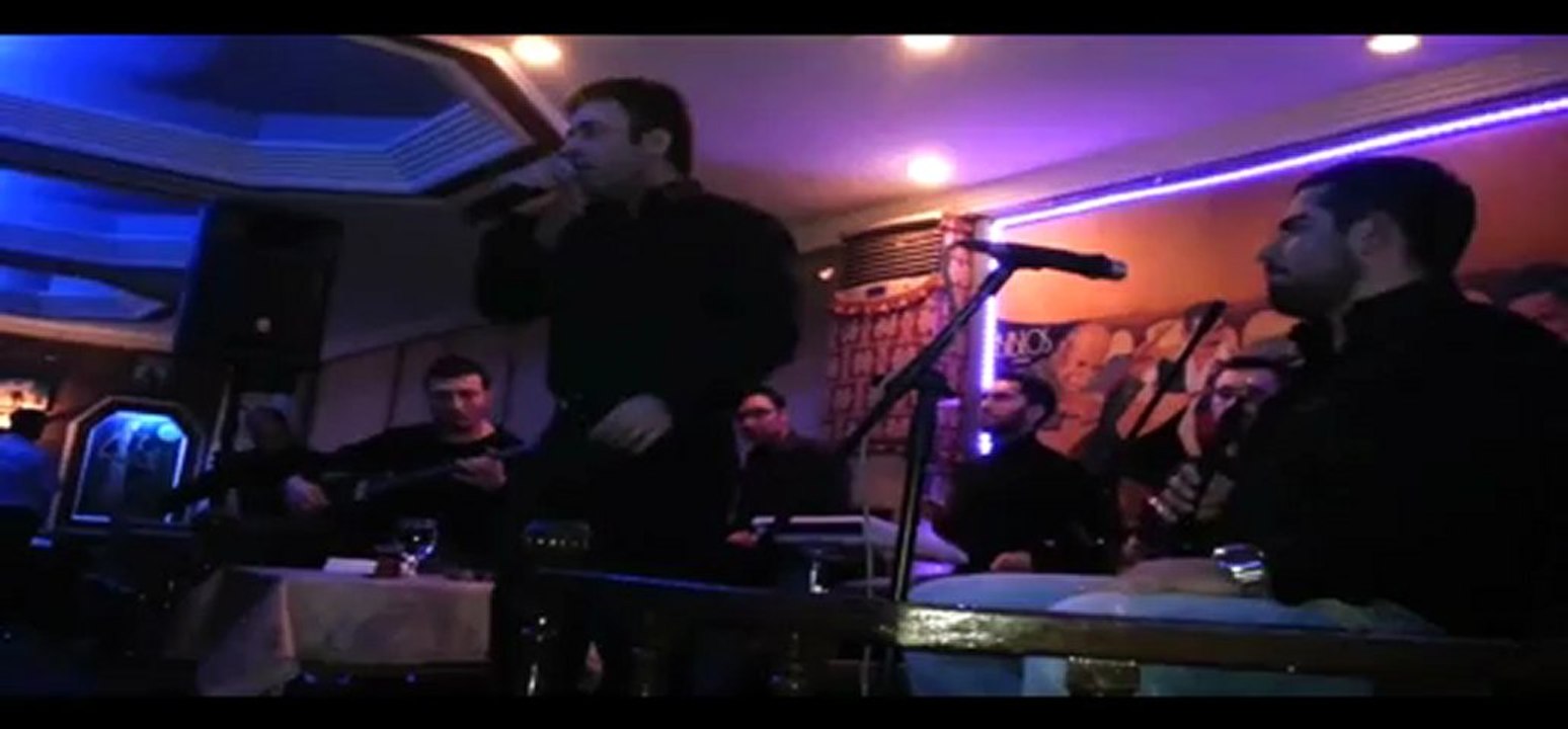 uğur karakuş ömrüm seninle geçsin sahneden