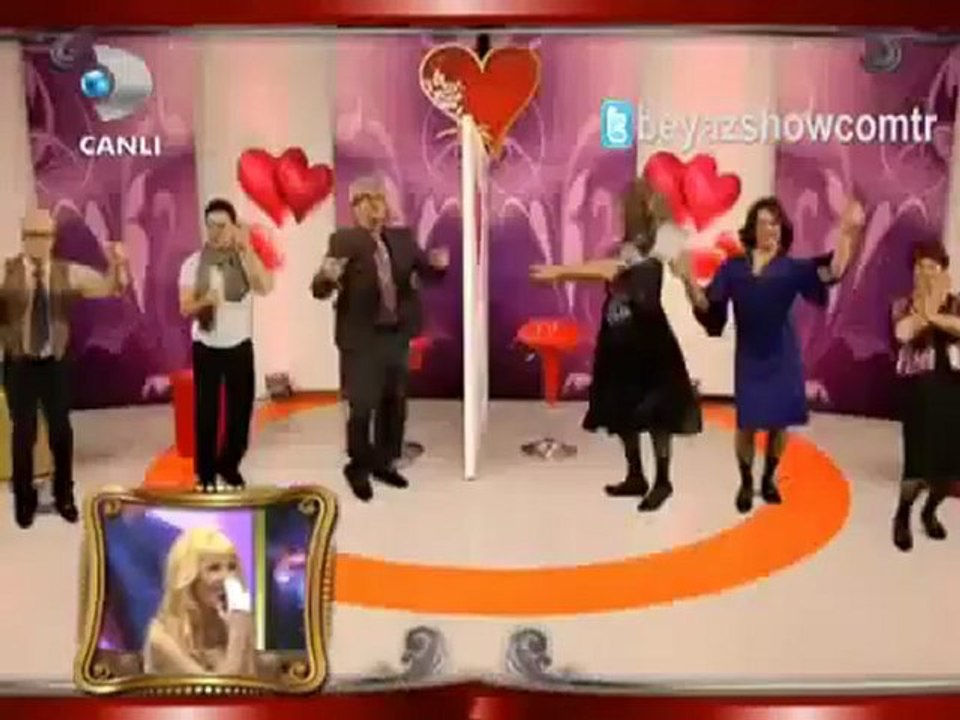 2 Dakikada Esra Erol'da Evlen Benimle Programı -