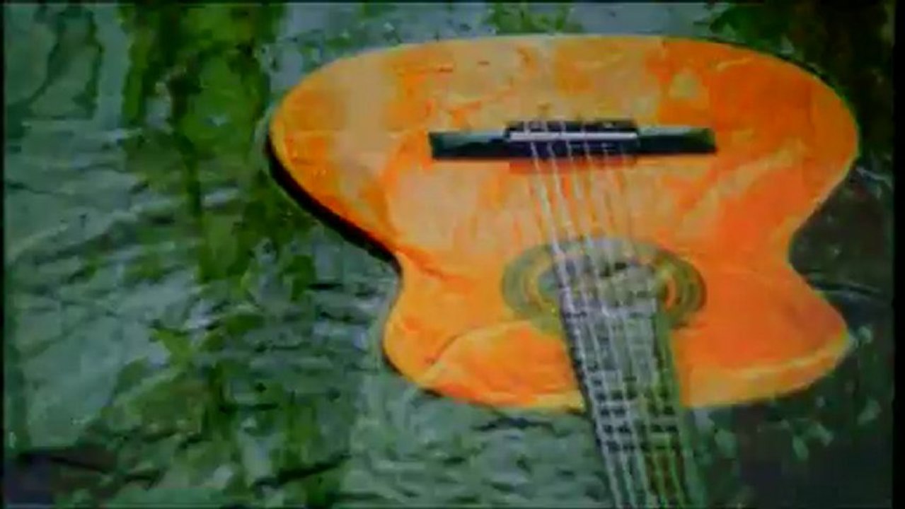 Varol - Al Yeşil Dökün Anneler