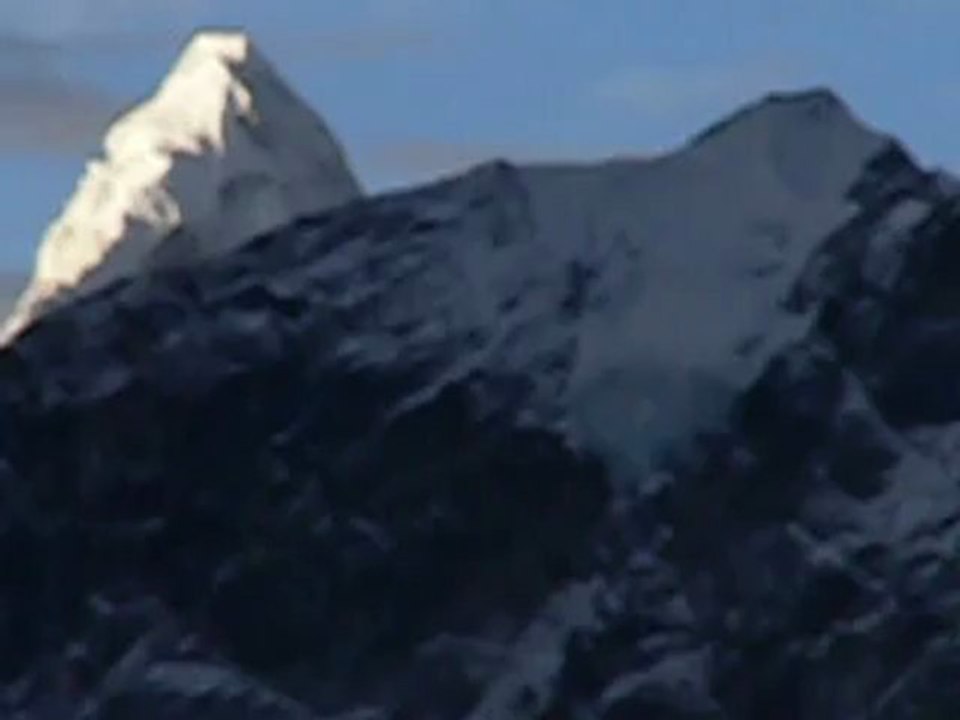 Everest Base camp trekking in Nepal with encountersnepal.com