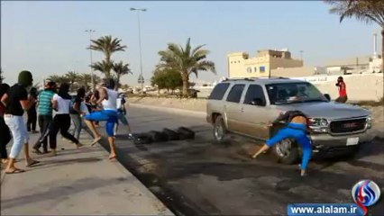 سيارة لامن النظام البحريني تدهس شابا بصورة متعمدة