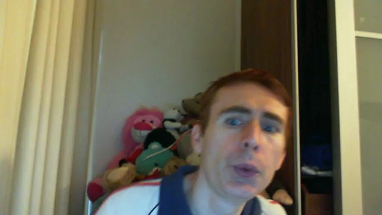 Wiwi égratigne "sacré bourricot" d'Annie Cordy