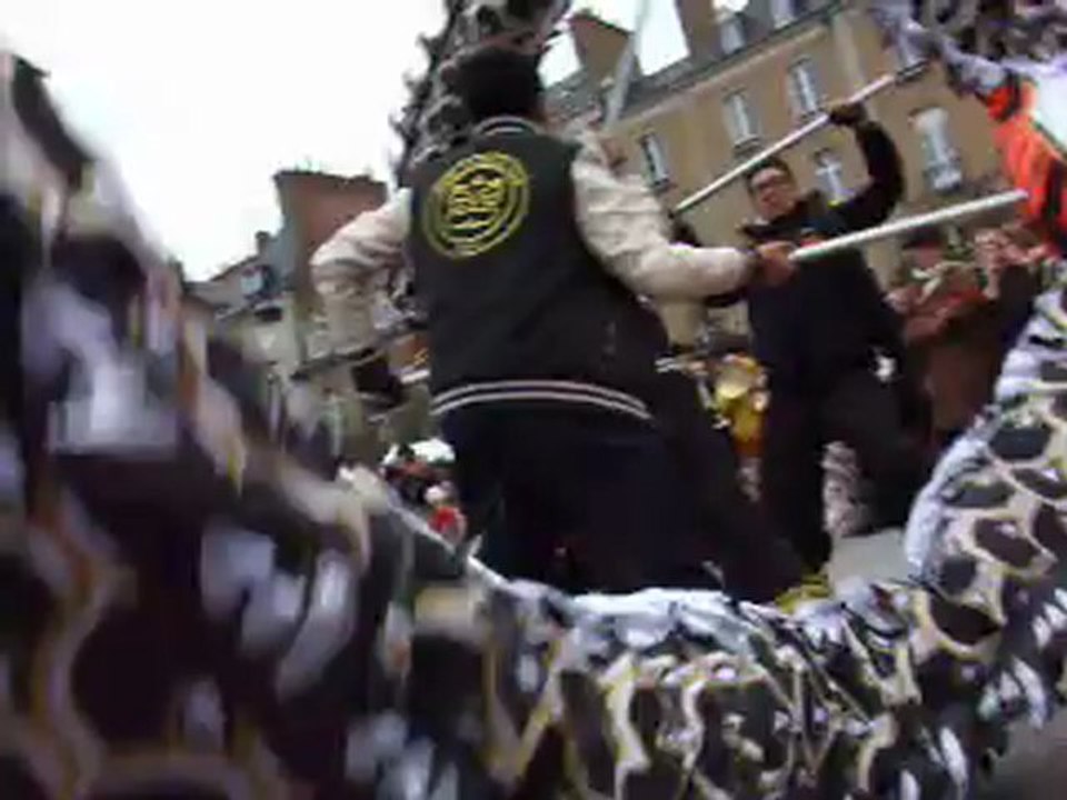 VIDEOS NOUVEL AN CHINOIS DEFILE RENNES 2013