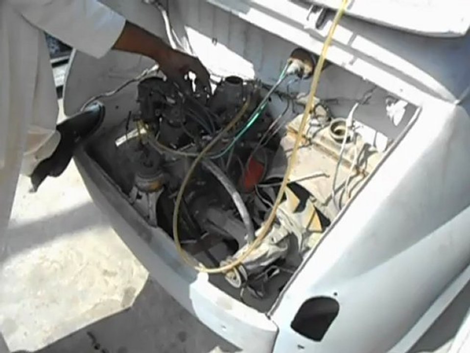 Fiat 600 engine start-up after a decade + overhauled