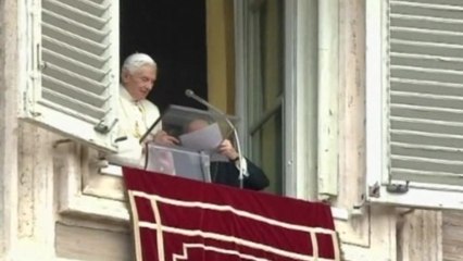 Pope gives last Sunday address