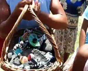 vendeuses de souvenirs.avi