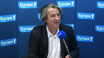 Berlusconi et son numéro de claquettes