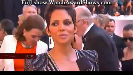 Halle Berry Oscars 2013 red carpet interview [HD]