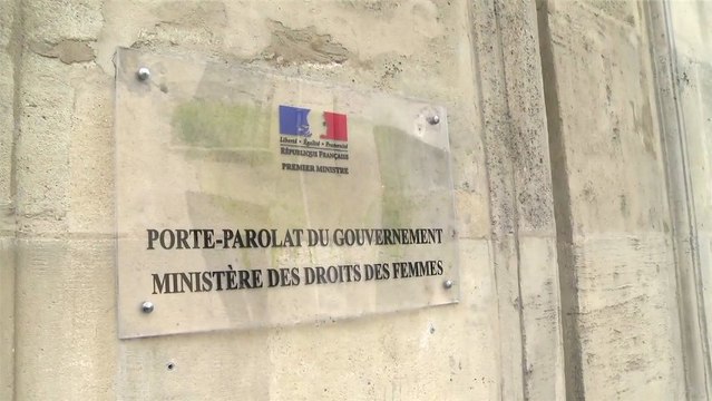 Droits des femmes: Harlem Désir, Najat Vallaud-Belkacem et Adeline Hazan parlent de l'action de la gauche pour l'égalité